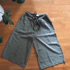 Lou & Grey wide legged pants